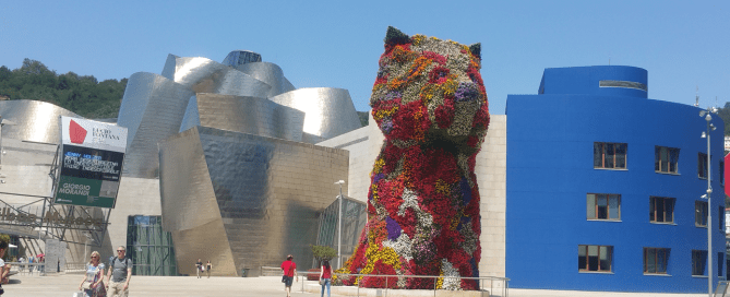 Guggenheim Bilbao & Puppy sculpture