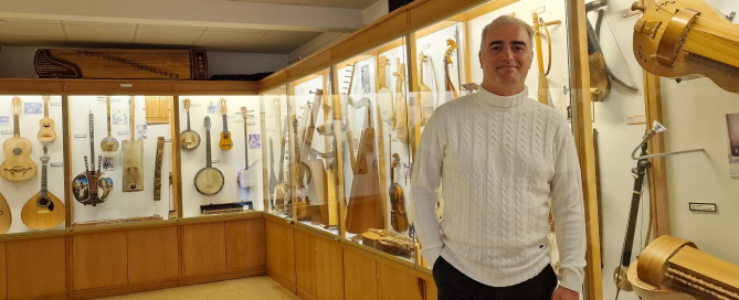 Museo de Música Tradicional Vasca en octubre con Aitor Delgado en un tour cultural